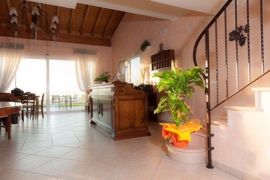 Agriturismo Il Grappolo Лацизе Экстерьер фото